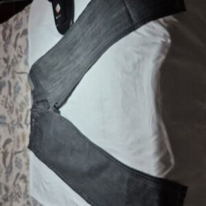 Hamilton Clssic.  MEN Gray  Skinny Jeans. Nuevo